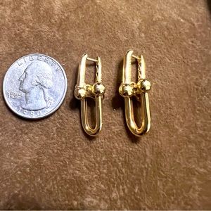 Brand new 18K Saudi Gold chunky earrings